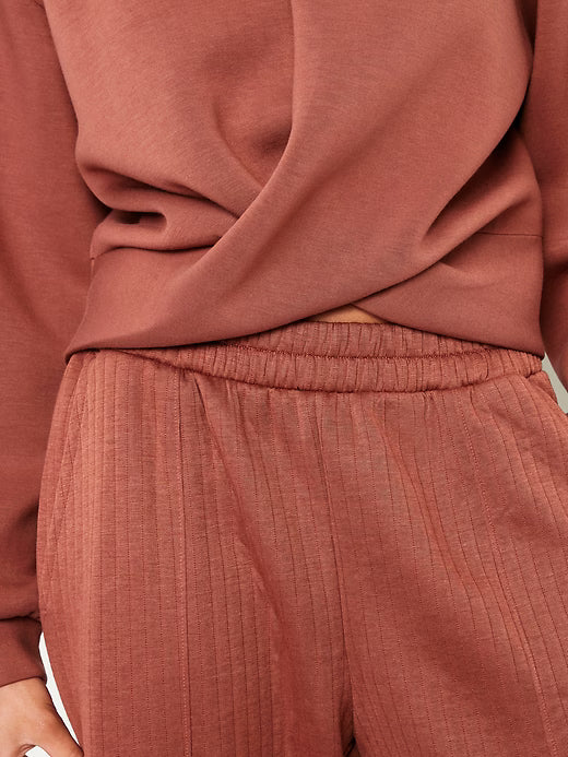 Bounce Fleece Twist-Front Top